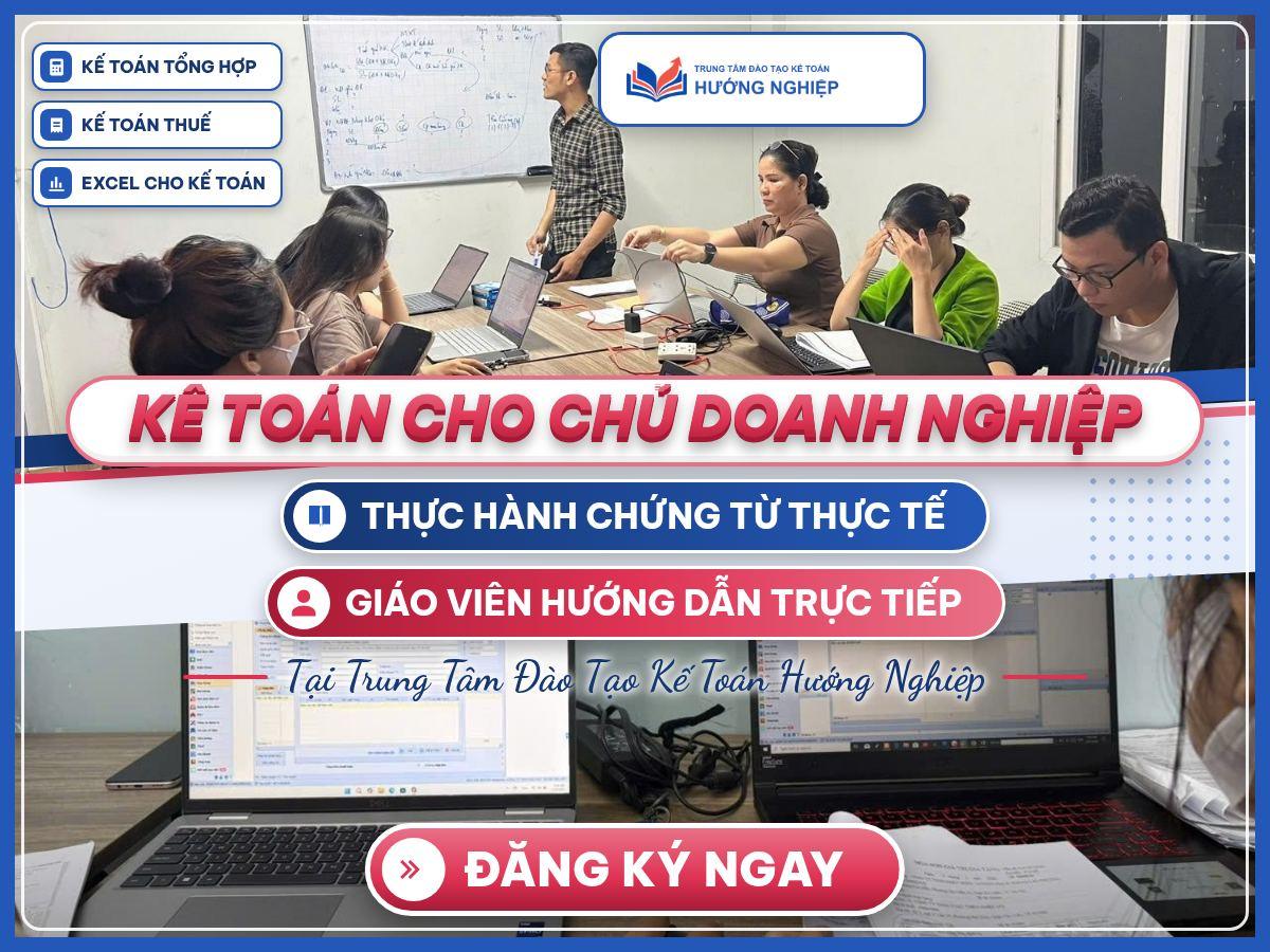 Poster Kế toán cho chủ doanh nghiệp, ảnh lớp học thật và chứng từ cho khóa học kế toán cho chủ doanh nghiệp.